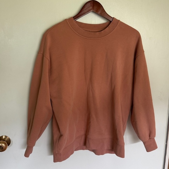 Lululemon Perfectly Oversized Crewneck - Picture 2 of 4